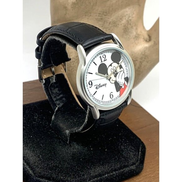 Disney Women\'s Watch Mickey Mouse White Dial Quartz Black Leather 35mm W… main image 12